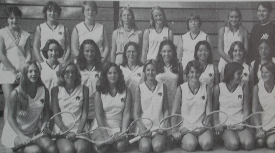 girlstennis.jpg
